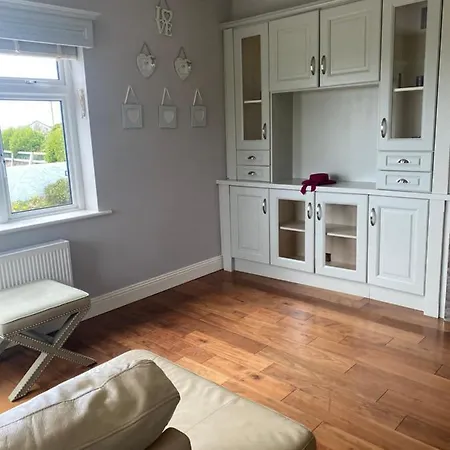 Private House, Wild Atlantic Way, Spanish Point Road, Semesterbostad *
