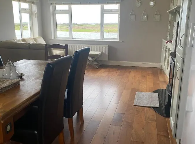 Private House, Wild Atlantic Way, Spanish Point Road, Nyaraló Miltown Malbay